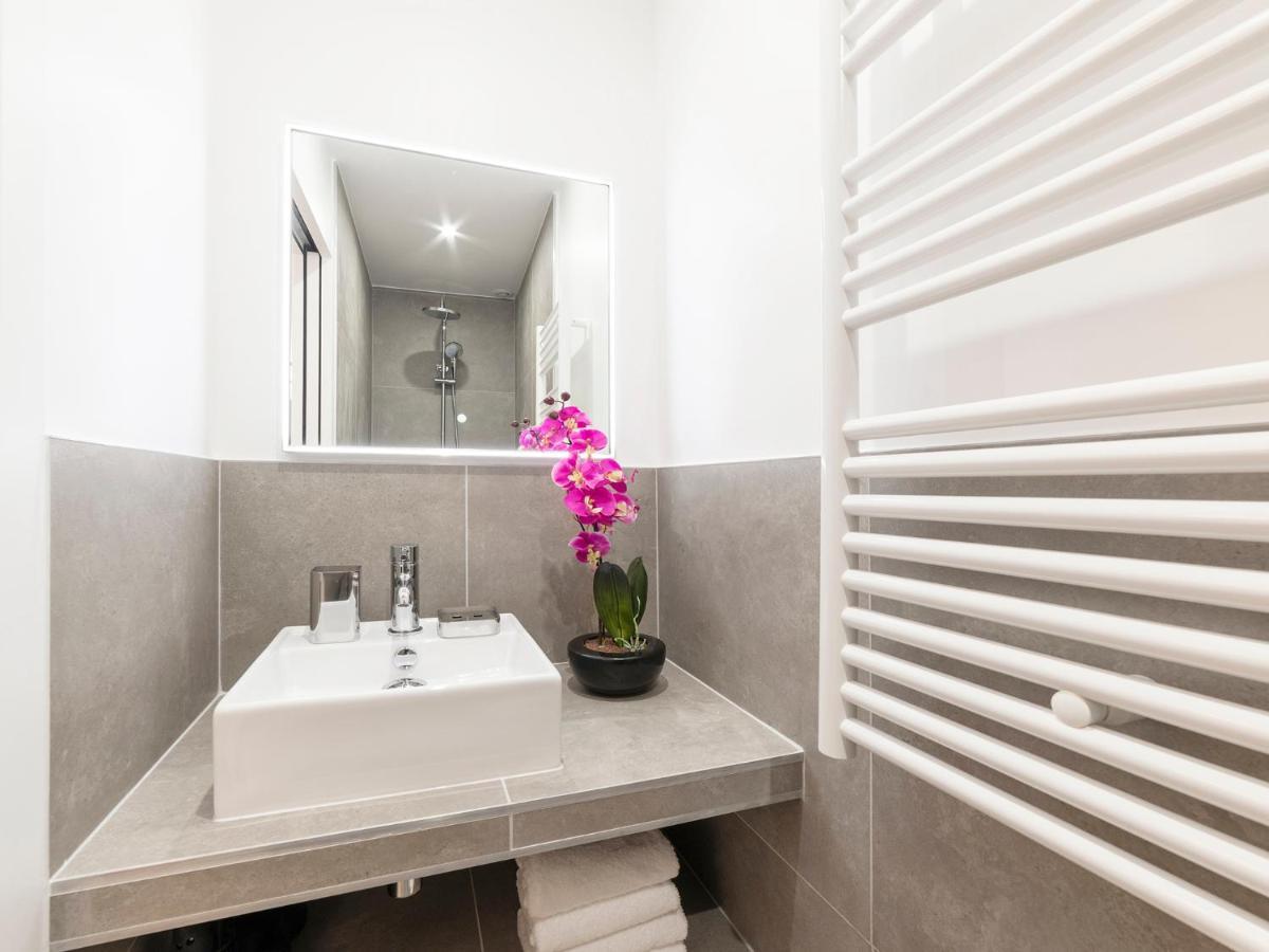 Livinparis - Luxury 3 Bedrooms Opera I ภายนอก รูปภาพ